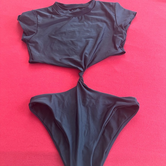 Matte Collection One Piece Knot Swimsuit NWOT - Picture 3 of 3